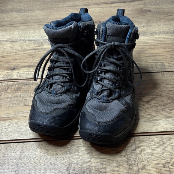 Men’s North Face Truckee Mid Top Gore-Tex Gray and Black Hiking Boots Size 8.5 - Picture 1 of 8
